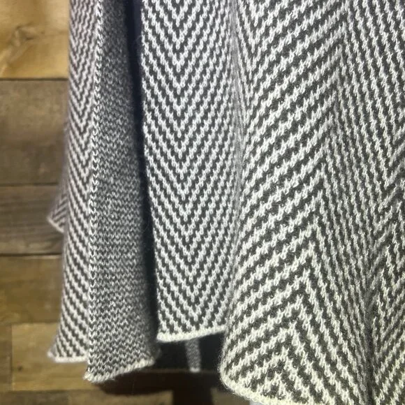 Emery Rose Long Open Cardigan Sweater Duster Brown and White Chevron Medium - Picture 8 of 13